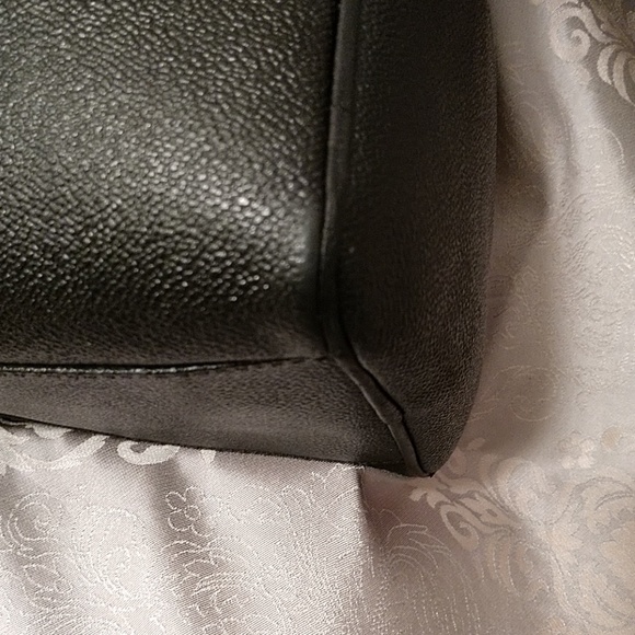 Escada Boston Bag - Picture 6 of 8